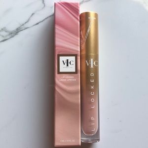 NEW VIC Beauty lip locked liquid lipstick